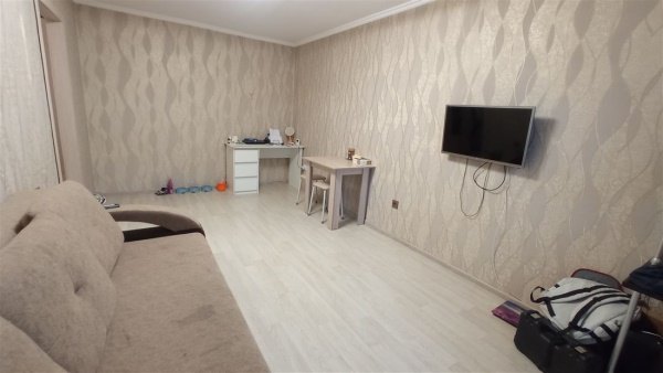 2-к квартира, 3/5 эт., 40м²