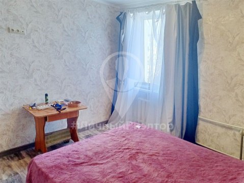 2-к квартира, 4/4 эт., 50м²