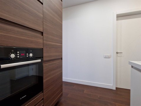 4-к квартира, 23/23 эт., 88м²