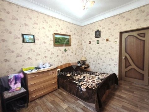 3-к квартира, 1/4 эт., 69м²