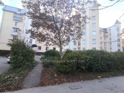 3-к квартира, 6/6 эт., 83м²