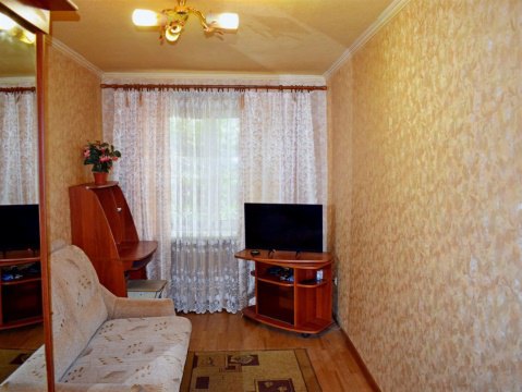 3-к квартира, 4/5 эт., 54м²