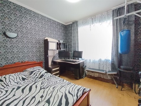 3-к квартира, 3/17 эт., 85м²