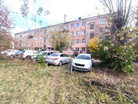 3-к квартира, 1/4 эт., 69м²