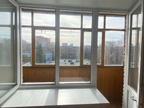 2-к квартира, 5/5 эт., 40м²