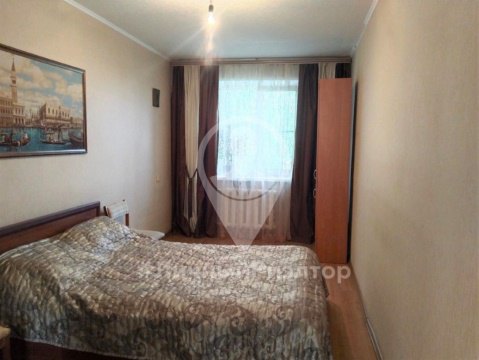 2-к квартира, 5/5 эт., 44м²