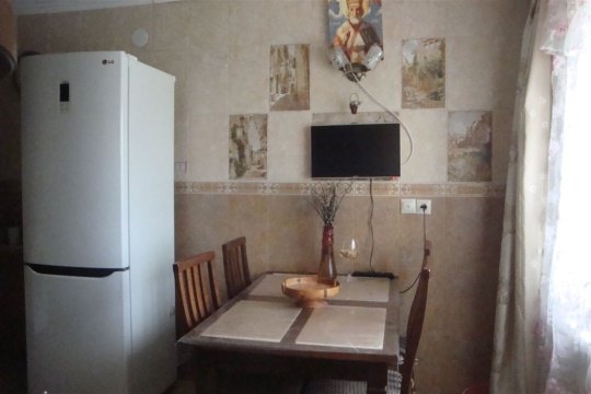 2-к квартира, 4/5 эт., 60м²