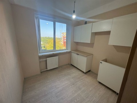 4-к квартира, 6/9 эт., 74м²